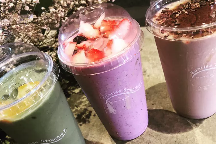 ▲「green smoothie」700円／「ICHIGO」700円／「BANANA MILK」600円 ※すべて税込