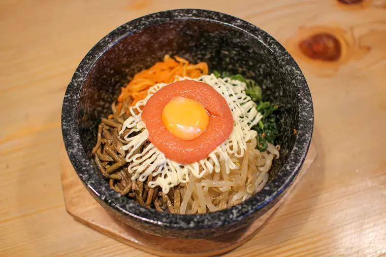 ▲「明太マヨ石焼ビビンバ」1,200 円（税込）
（キムチ、スープ付き）