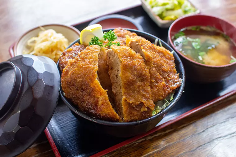 ▲「ソースかつ丼(ヒレ)」...1,750円(税込)