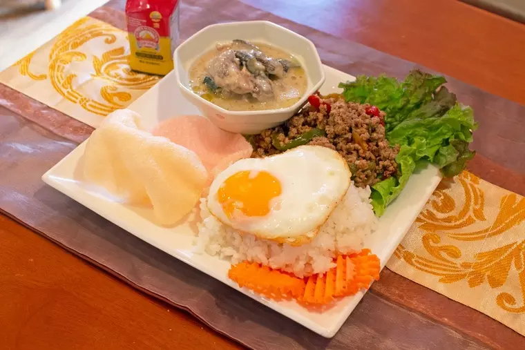 ■「ガパオ&グリーンカレー」...1,350円(税込)